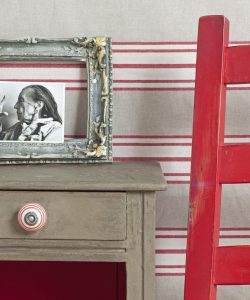 Coco side table image 3